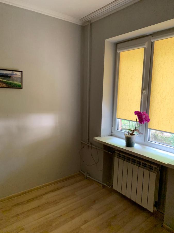 Апартаменти З Усіма Зручностями Tjernivtsi Eksteriør billede